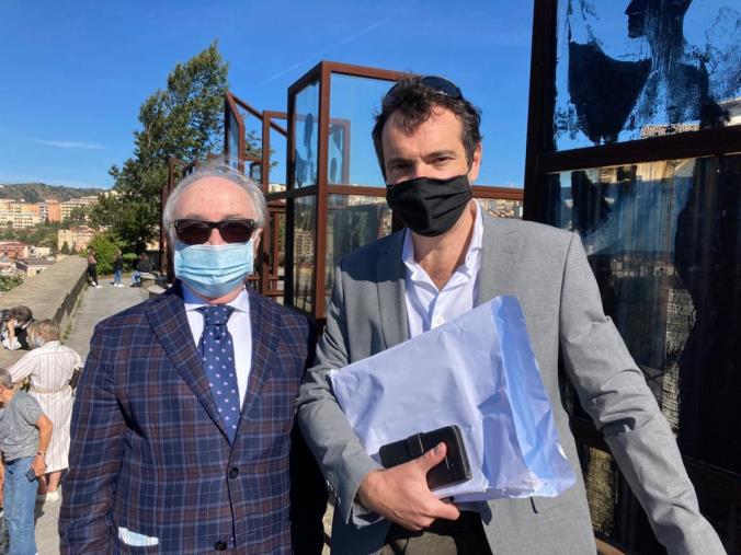 Un gruppo di intellettuali stranieri a Catanzaro. L'intervento di Furriolo: "In questi anni politica e classe dirigente non all'altezza"