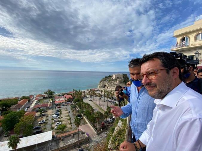 images Salvini a Tropea: "Mi piacerebbe che Sicilia e Calabria fossero modelli su turismo e bellezza"