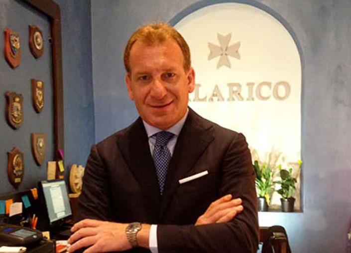 images Regionali. Il re delle cravatte Maurizio Talarico, corteggiato dal Pd, precisa: "Nessuna intenzione di candidarmi" 