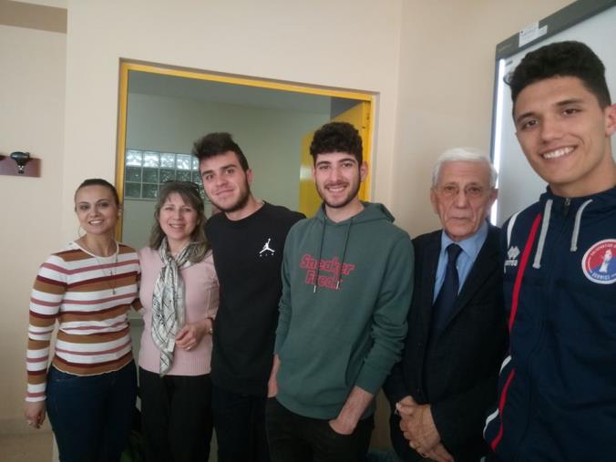 25 anziani connessi durante il lockdown. Gli studenti dell'Itis Monaco di Cosenza hanno fatto da tutor
