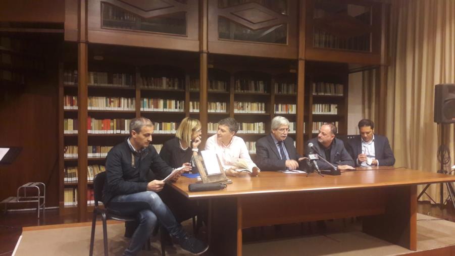 images A caccia del turismo consapevole. L'ultimo libro di Raffaele Rio presentato a Catanzaro