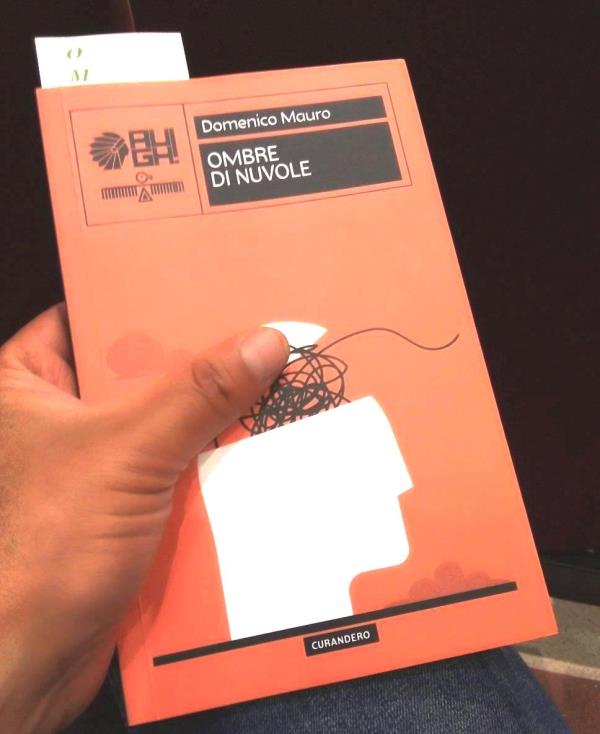 images Libri. "Ombre di nuvole" di Domenico Mauro: un groviglio di vissuti in cui tutti possiamo specchiarci