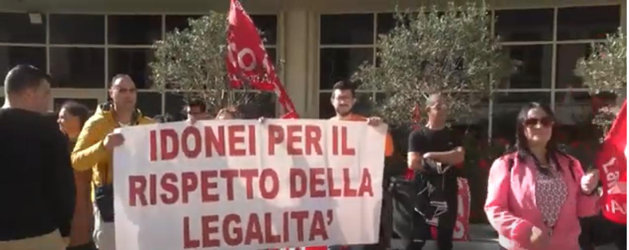 images Sanità, alla Cittadella gli operatori di Cosenza: "Noi idonei per il rispetto della legalità"