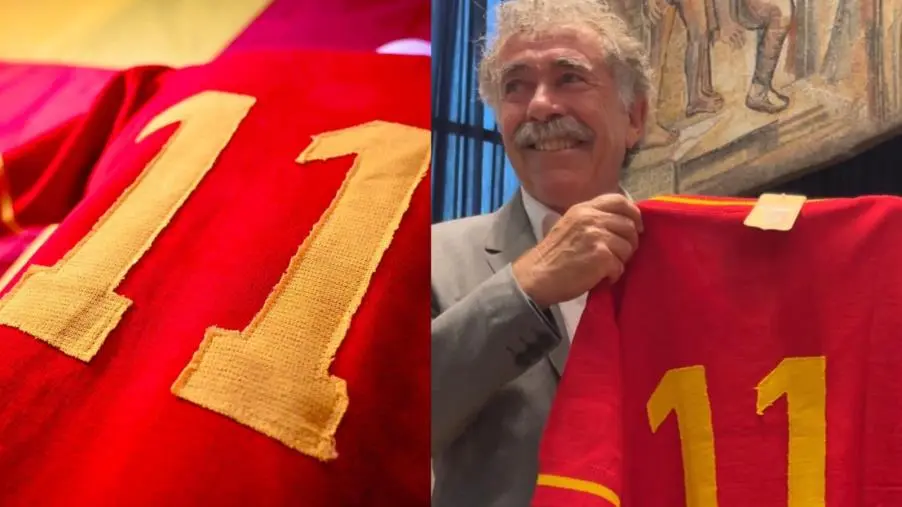 images L’Us Catanzaro ritira la maglia numero 11 in onore di Palanca