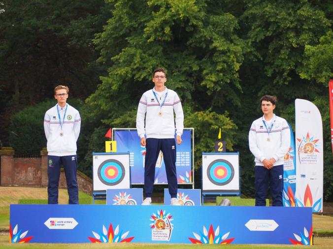 images Campionati europei giovanili di tiro con l’arco: Francesco Poerio Piterà conquista l'Argento nella ranking europea