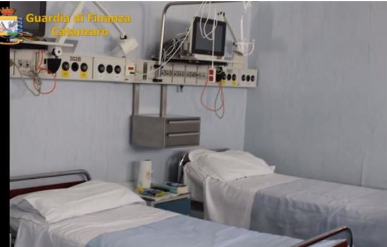 images Scandalo al Sant'Anna Hospital di Catanzaro: ecco come la clinica 'gonfiava' i ricoveri 