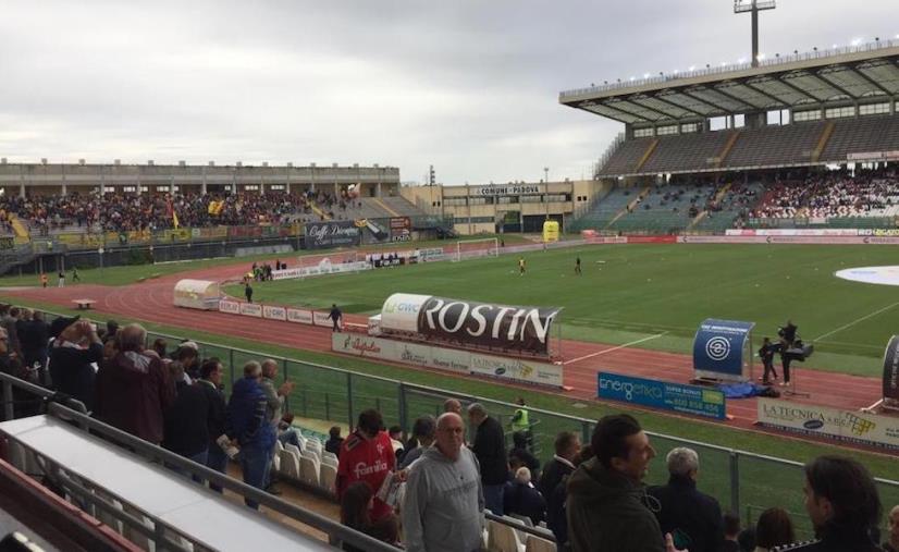 images Play-off, Padova e Catanzaro in campo alle 19: le formazioni ufficiali