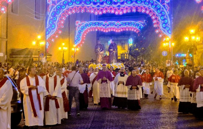 images Lamezia Terme festeggia i patroni Pietro e Paolo, mons. Di Pietro porta il saluto del nuovo vescovo