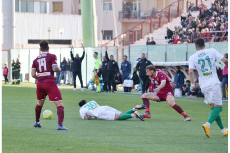 Lega Pro C, Reggina sconfitta in casa 2-0 dal Monopoli