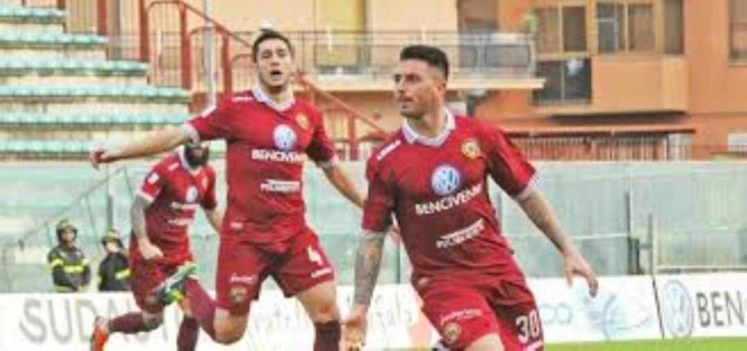 images Rieti-Reggina annullata: irregolarità del mister laziale. Deciso lo 0-3 a tavolino