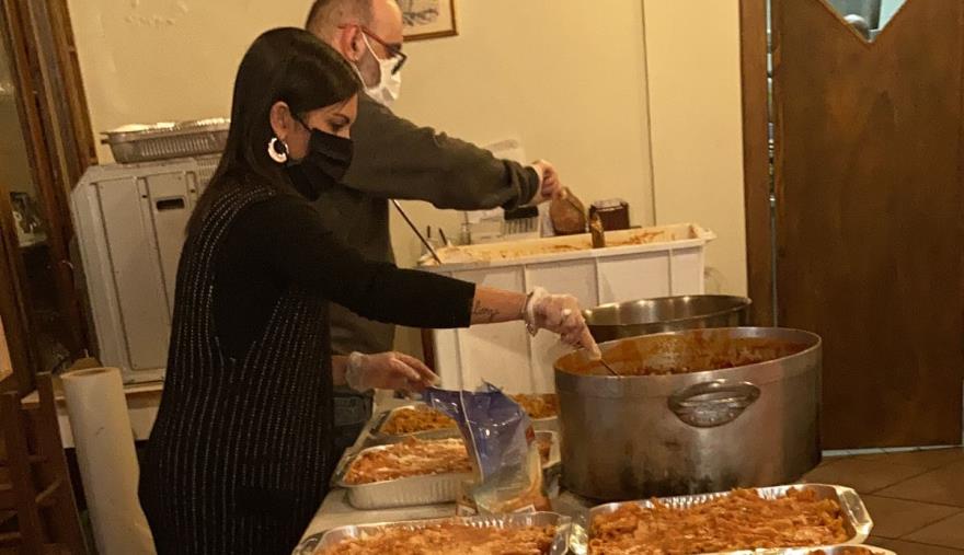 images Cosenza solidale: "Forniti 300 pasti al giorno in città. Stop momentaneo, ma non molliamo"