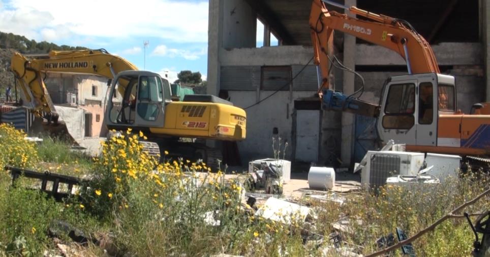 images Melito Porto Salvo. Sgomberato insediamento rom abusivo con alloggi fatiscenti e  precarie condizioni igienico sanitarie