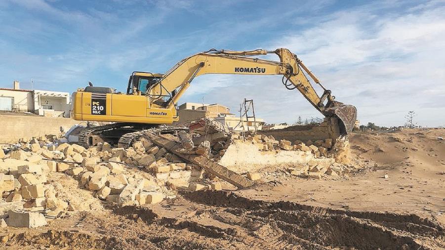 Abusi edilizi a Lamezia, per il Tar vanno demoliti anche se sotto sequestro: ricorso rigettato