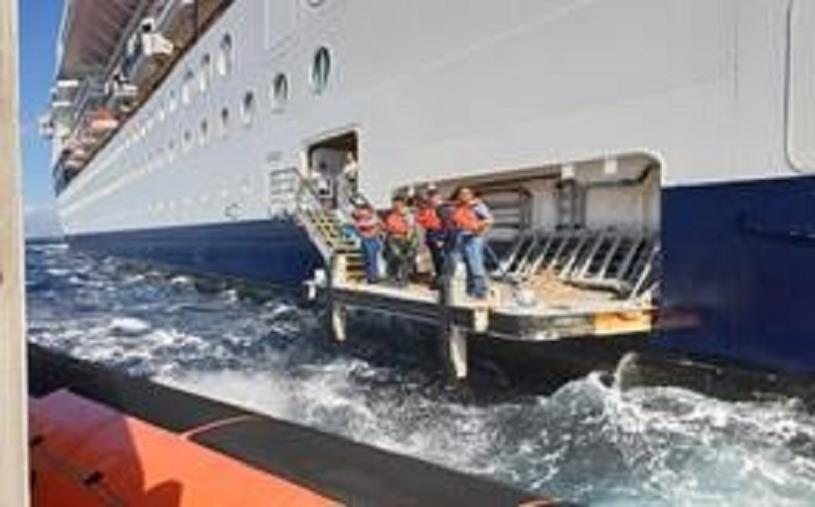 Due salvataggi in mare grazie al soccorso della Guardia Costiera di Crotone