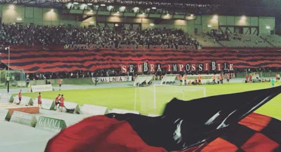 images Cosenza, contro il Benevento sconti per Curve e Tribuna B. Scuole calcio gratis