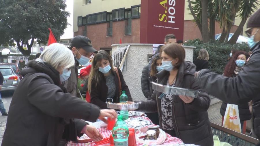 S. Anna Hospital. Prosegue la mobilitazione dei dipendenti, domani incontro con il commissario Longo