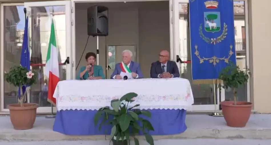 images A Sorbo San Basile inaugurata la scuola "A. Vero", Nania: "Faro di conoscenza per i ragazzi" (VIDEO)