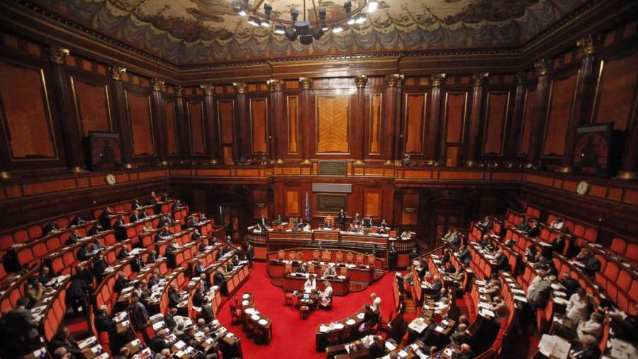 images La maggioranza prova a blindare il Decreto Calabria mentre in Senato ci sono 152 emendamenti