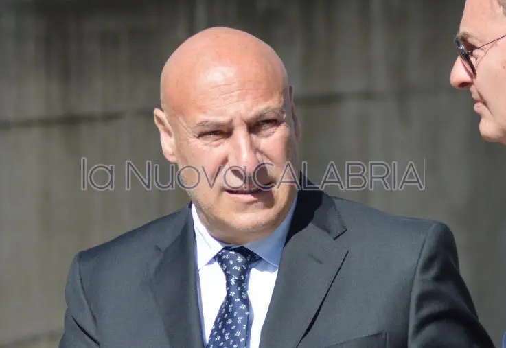 Le accuse del Comitato 'Fuori i veleni. Crotone vuole vivere' al sindaco e al Commissario alla bonifica 