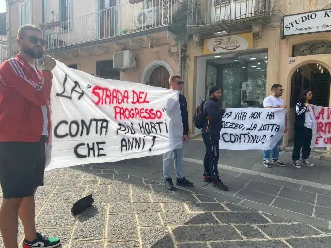 Il “Gruppo 25 giugno” incontra il prefetto di Vibo: "Basta morti sulle strade, si intervenga subito"