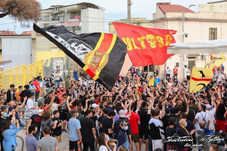 images Us Catanzaro 1929, l'ennesima sconfitta ai play-off dopo una brutta prova sciupata nei minuti finali