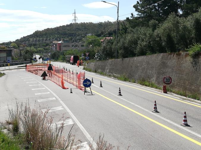 images Viabilità. Avviati i lavori di messa in sicurezza della rotatoria sulla Sp 17 "S. Janni-Cava"