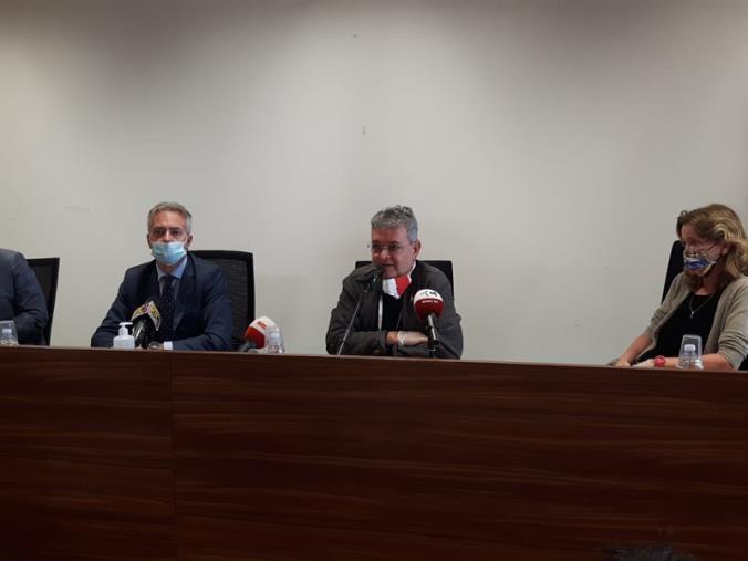 images Quattro aziende calabresi autorizzate a produrre mascherine. Il vicepresidente Spirlì: "La necessità di proteggerci ci sarà ancora per lungo tempo"