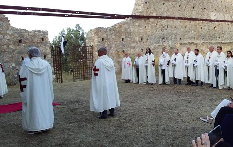 images Nella Grangia di Montauro si "respira" il Medioevo con il rituale dei Templari (FOTO e VIDEO)