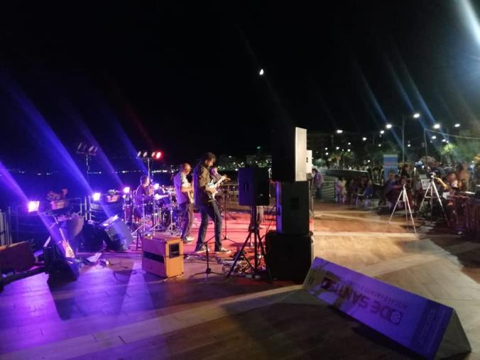 images Spettacoli sulla terrazza Saliceti a Lido. Riccio: "Buona la prima"