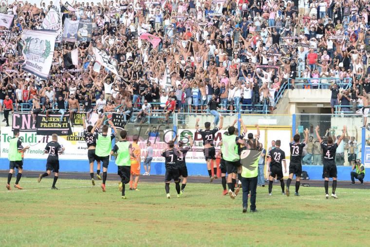 images La Calabria chiama i tifosi del Palermo: pronto l’esodo col Roccella