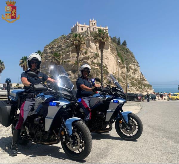 Tropea, controlli a tappeto della Polizia: tre segnalazioni per detenzione di marijuana
