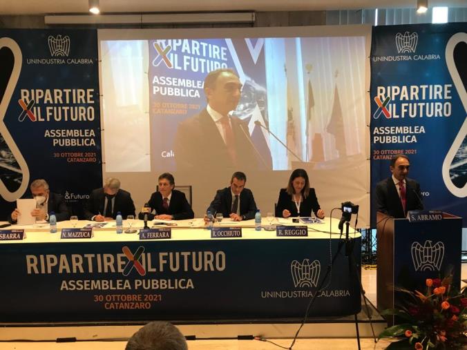 Assemblea Unindustria. Le ricette di imprese, politica e sindacati per il rilancio della Calabria