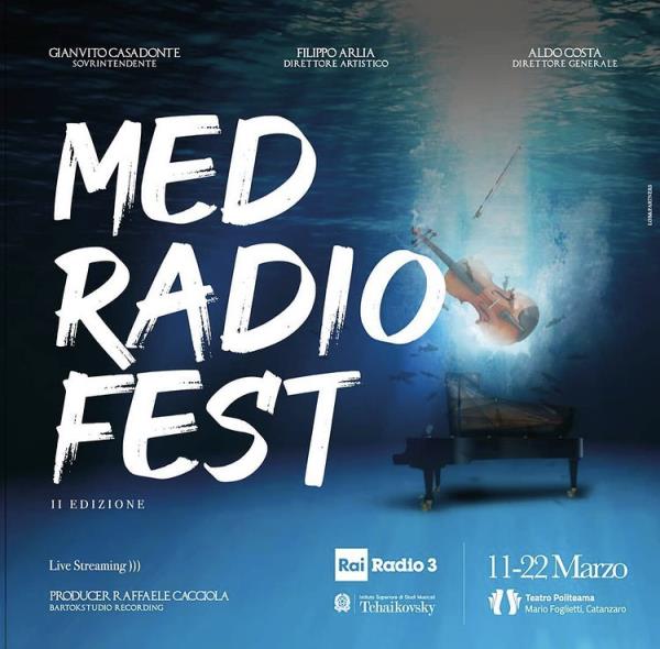 Su il sipario al teatro Politeama di Catanzaro con "Mediterraneo radio festival", domani in diretta streaming, il primo dei 10 appuntamenti