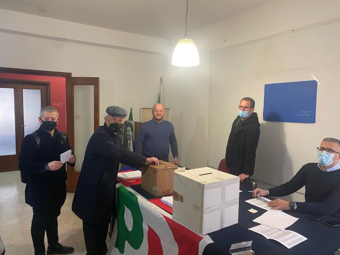 images Congressi Pd a Catanzaro: iniziate le operazioni di voto nell'unico seggio del capoluogo 