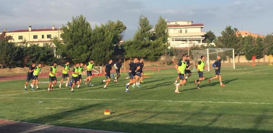 images Us Catanzaro 1929, allenamento tattico in vista del Trapani. Presenti Riccardi e Altobelli. Fatta per Baldassin, grande attesa per Evacuo