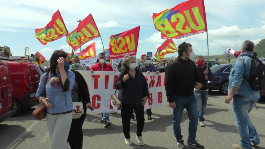 images I tirocinanti della PA manifestano in Cittadella: vogliono la contrattualizzazione per avere diritti e dignità 