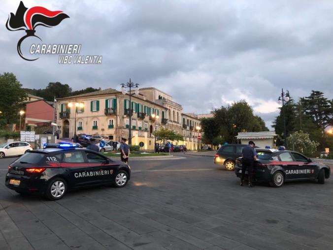 images Il Tar conferma: “Via il porto d’armi”.  Troppe volte sorpreso in compagnia di amici legati alla 'ndrangheta vibonese