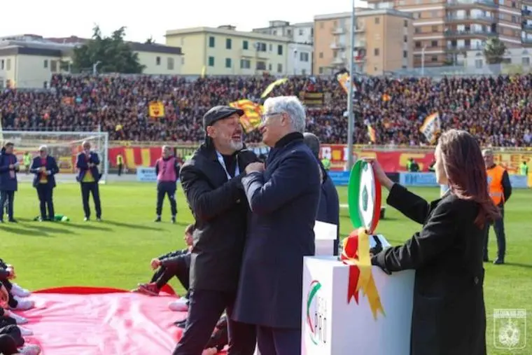 Us Catanzaro 1929, rinnovo Vivarini: raggiunto l'accordo, manca solo la firma