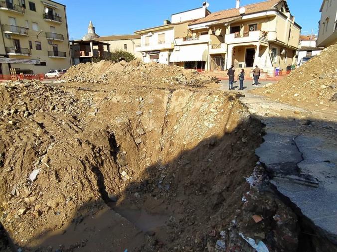 images Isola Capo Rizzuto. A sei mesi dall'alluvione, ancora niente fondi per ripararne i danni