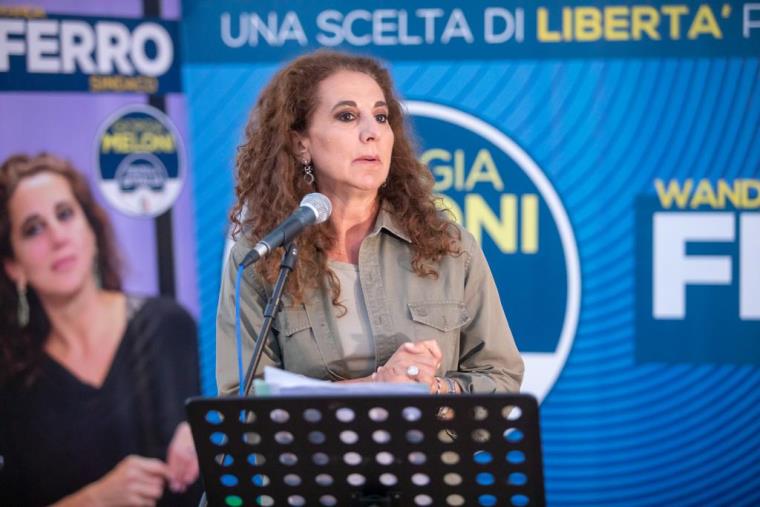images Ballottaggio, Wanda Ferro: "L'appoggio a Donato nasce dalla volontà di perseguire l'unità del centrodestra"